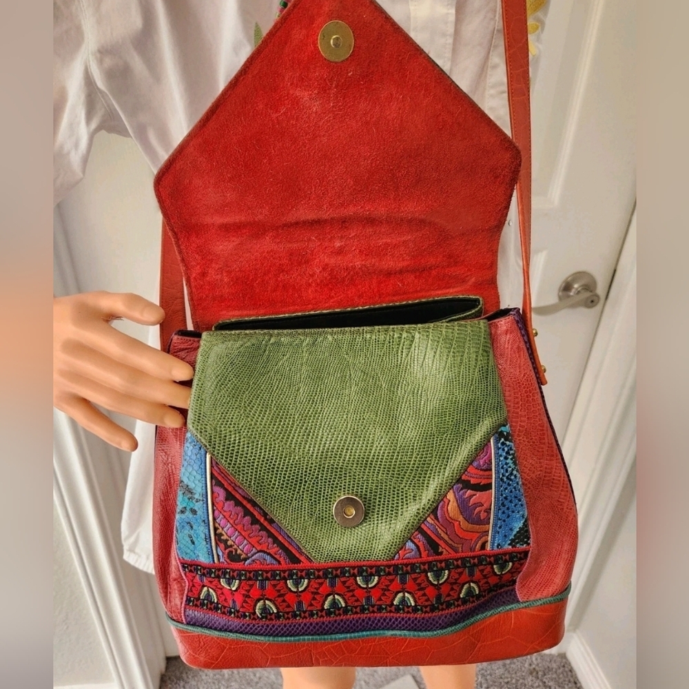 Sharif Multicolor Red Blue Purple Crossbody Bag - Picture 9 of 16